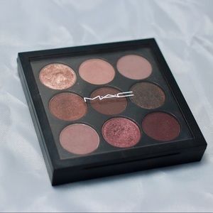 MAC Burgundy times nine palette eyeshadow
